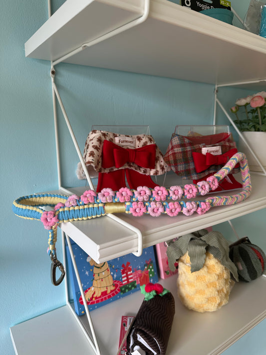 Handmade Floral Braided Dog Leash (Pink)