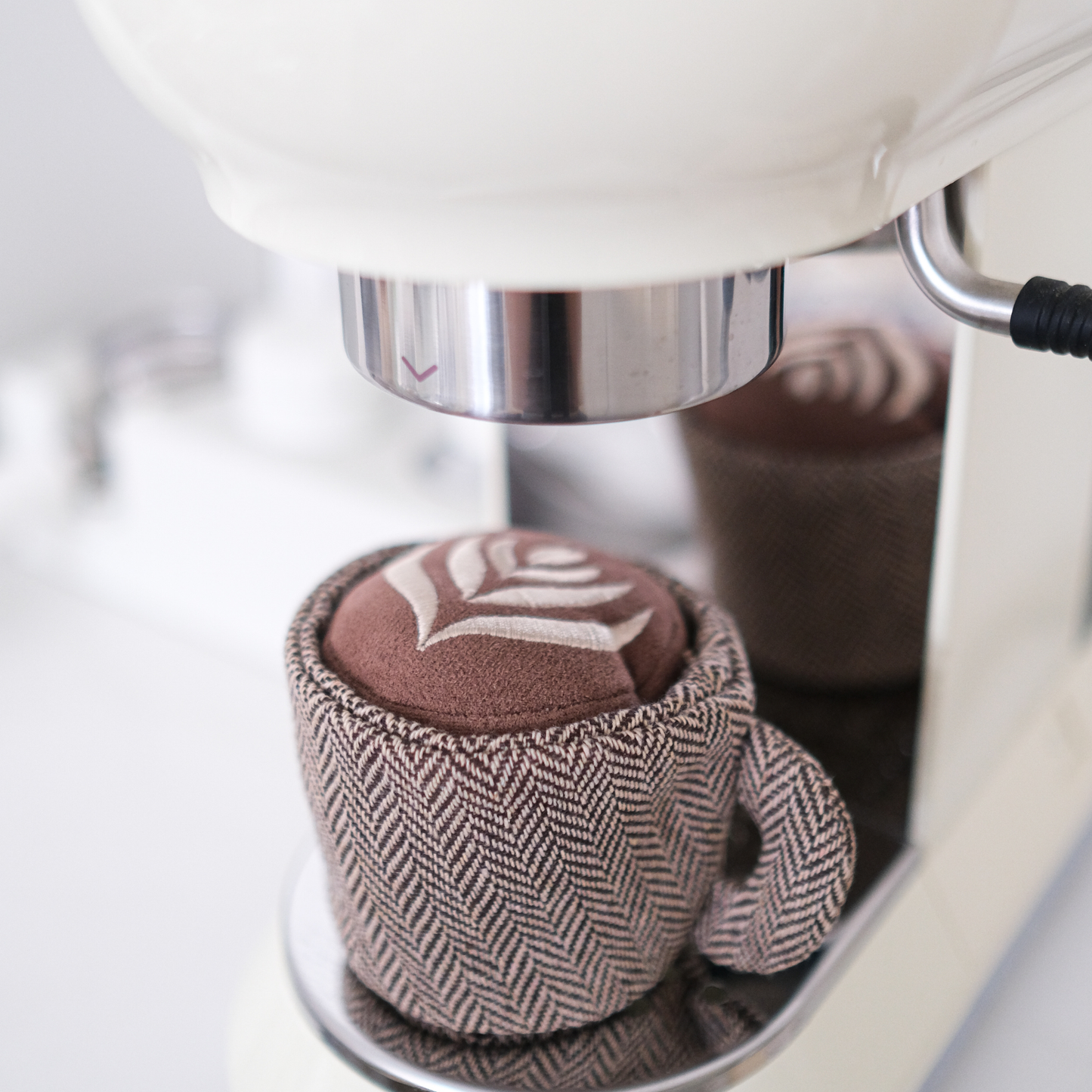 Lambwolf Collective LATTE POP