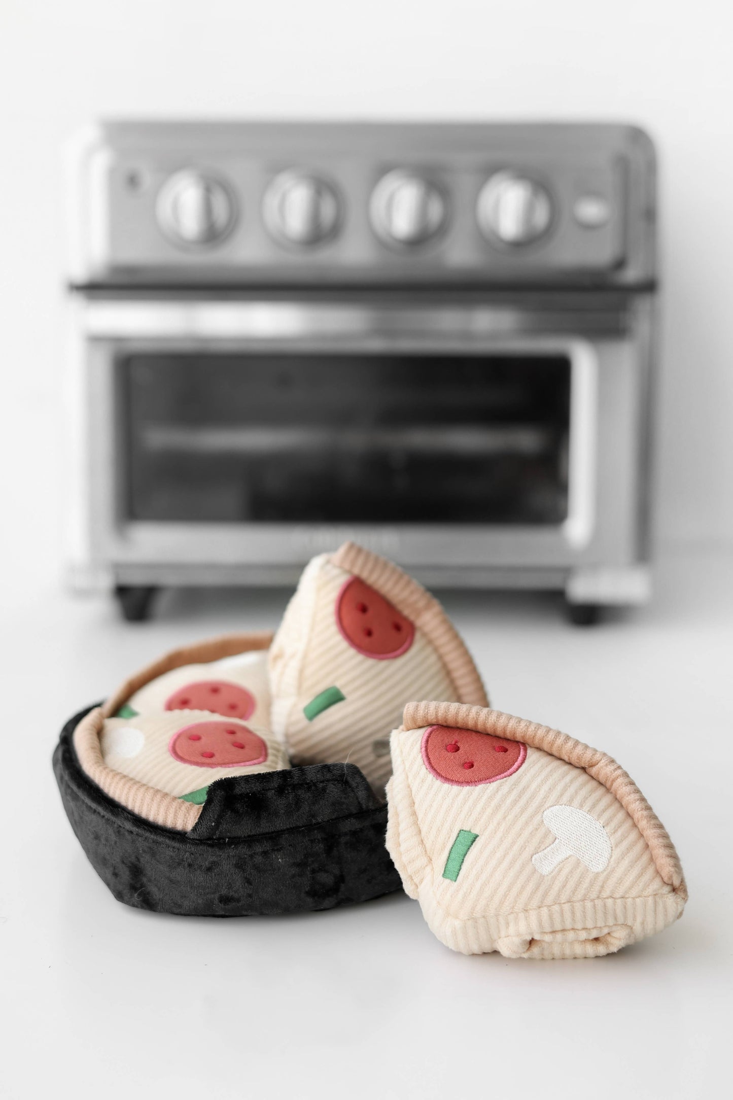 Lambwolf Collective DEEP DISH PIZZA